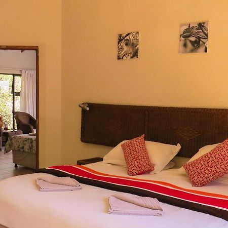 Umkhumbi Lodge Hluhluwe Esterno foto