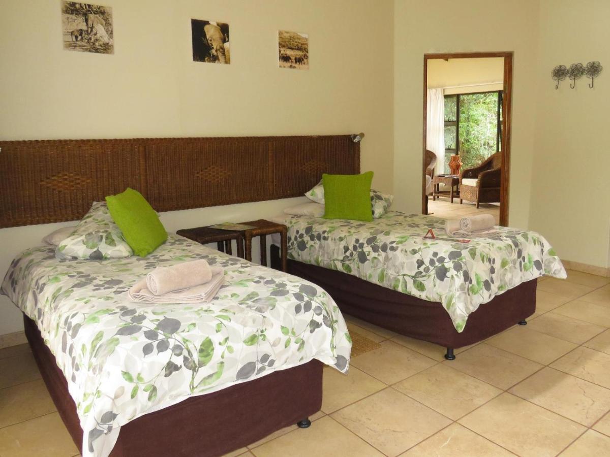 Umkhumbi Lodge Hluhluwe Esterno foto