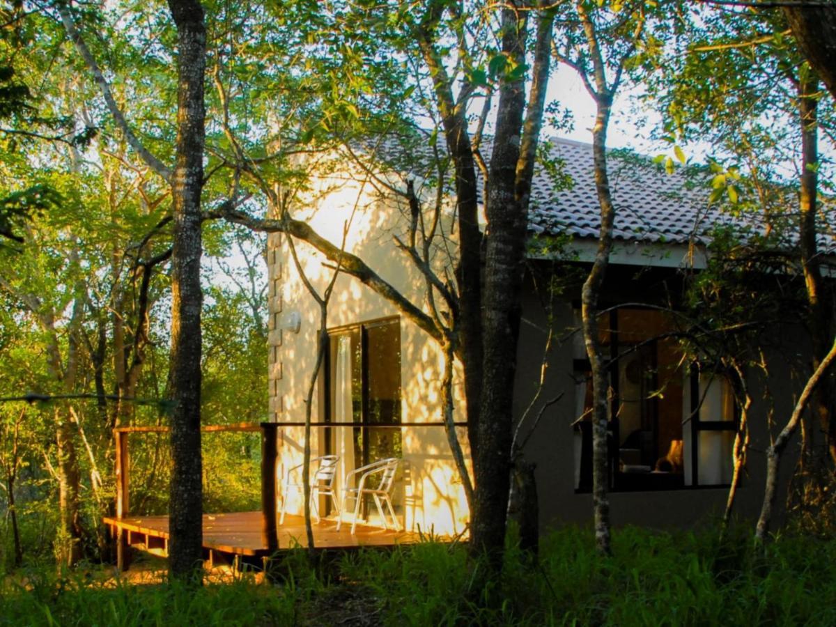Umkhumbi Lodge Hluhluwe Esterno foto