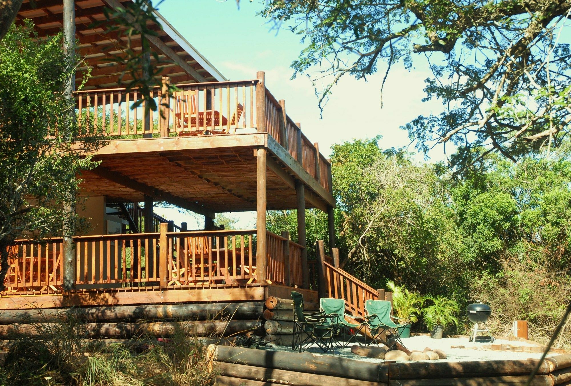 Umkhumbi Lodge Hluhluwe Esterno foto