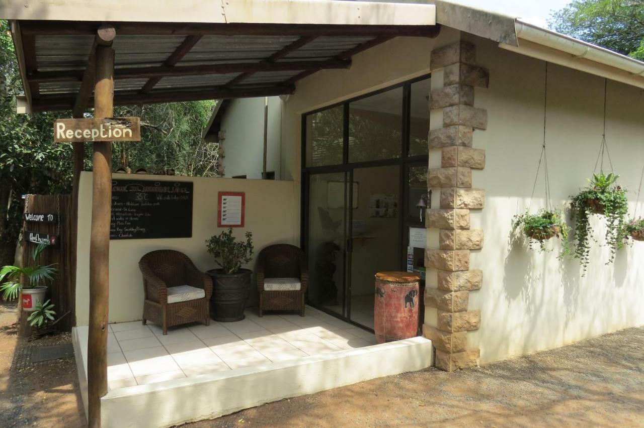 Umkhumbi Lodge Hluhluwe Esterno foto